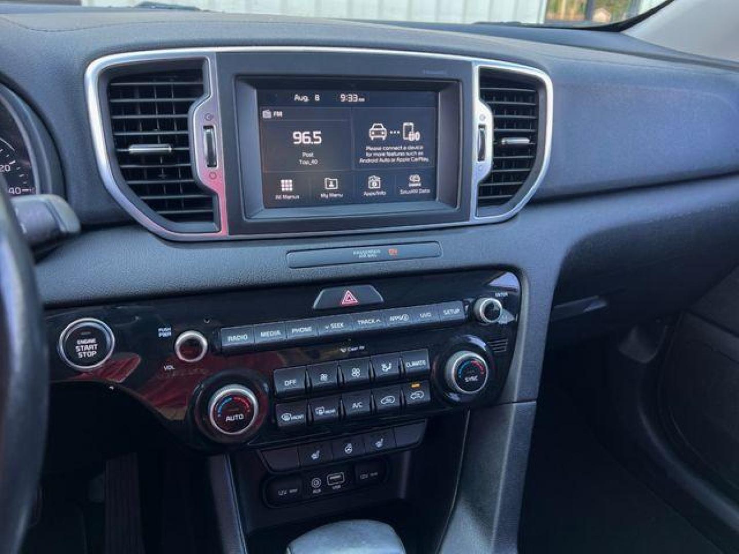 2019 WHITE /Black KIA SPORTAGE EX (KNDPN3AC6K7) with an 2.4L engine, Automatic transmission, located at 2990 Old Orchard Rd., Jackson, MO, 63755, 37.354214, -89.612106 - Photo#28