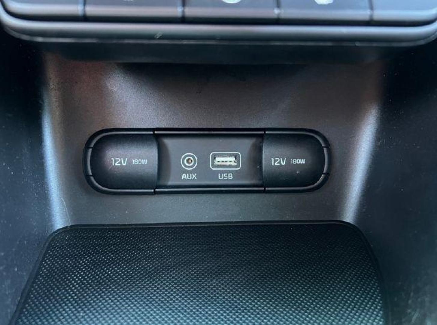 2019 WHITE /Black KIA SPORTAGE EX (KNDPN3AC6K7) with an 2.4L engine, Automatic transmission, located at 2990 Old Orchard Rd., Jackson, MO, 63755, 37.354214, -89.612106 - Photo#31