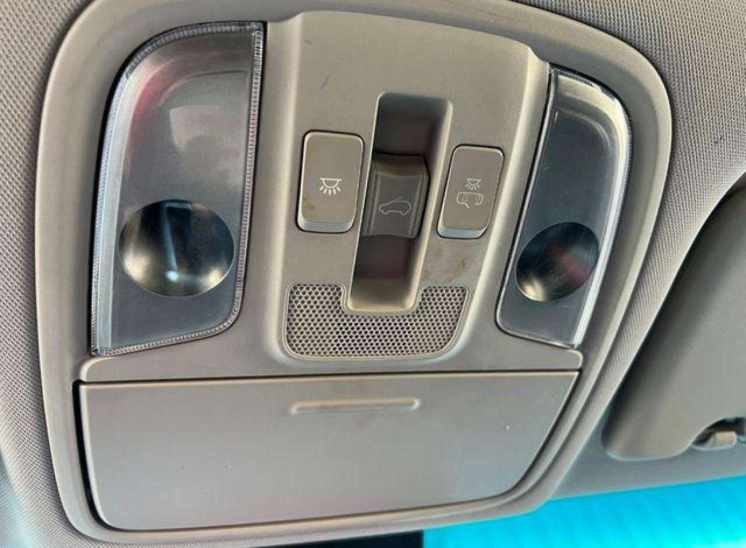 2019 WHITE /Black KIA SPORTAGE EX (KNDPN3AC6K7) with an 2.4L engine, Automatic transmission, located at 2990 Old Orchard Rd., Jackson, MO, 63755, 37.354214, -89.612106 - Photo#34