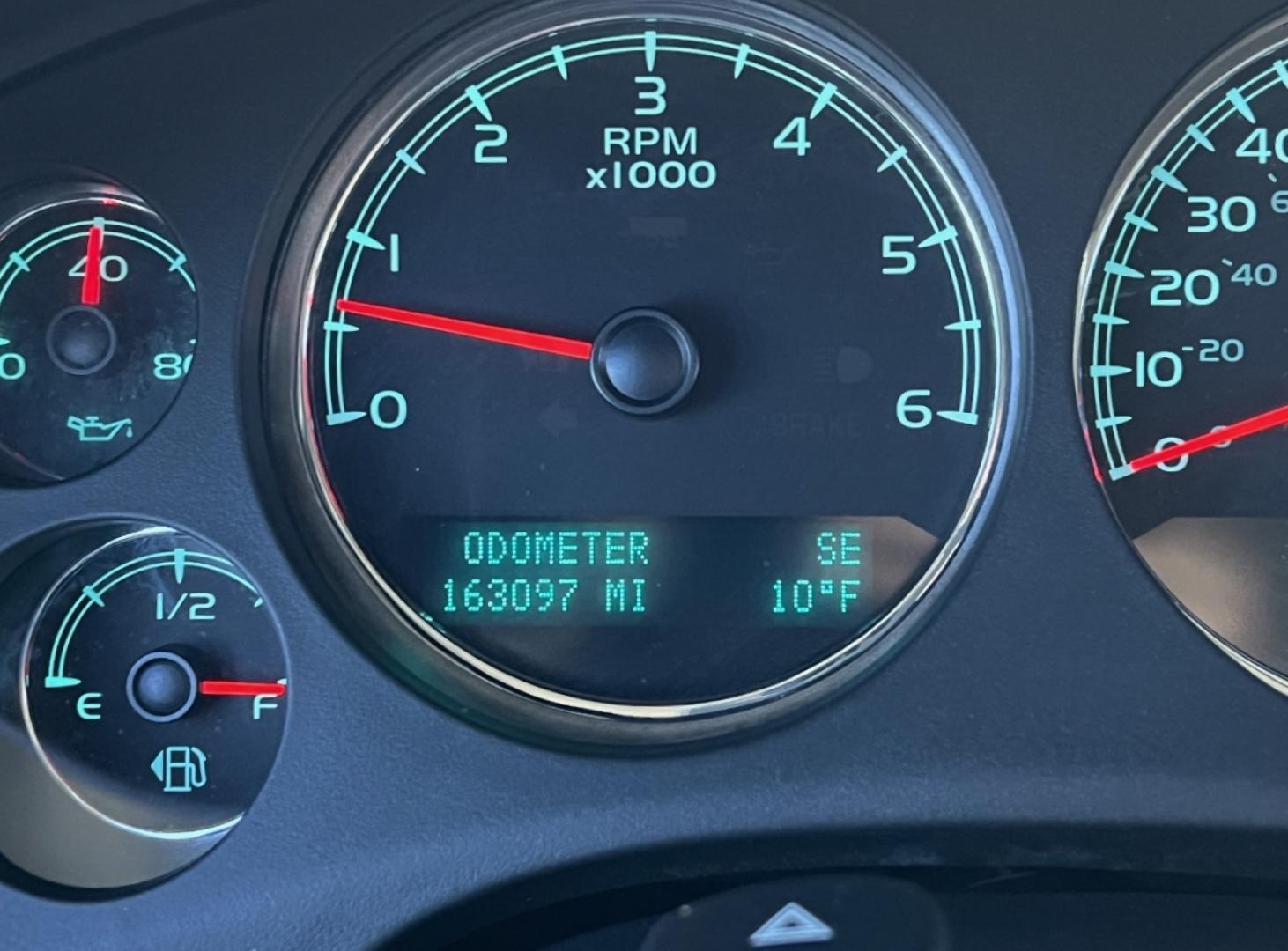 2012 BLACK /Black Leather CHEVROLET TAHOE 1500 LT (1GNSCBE04CR) with an 5.3L V8 engine, Automatic transmission, located at 2990 Old Orchard Rd., Jackson, MO, 63755, 37.354214, -89.612106 - 2012 Chevrolet Tahoe 1500 LT 163xxx miles Rear Wheel Drive 5.3L V8 Automatic Leather 22" Wheels Power/Heated Seats Heated Rear Seats Cruise Remote Start Power Windows/Locks/Mirrors We have financing available and we accept trades! Fill out a credit application on our website or come by t - Photo#21