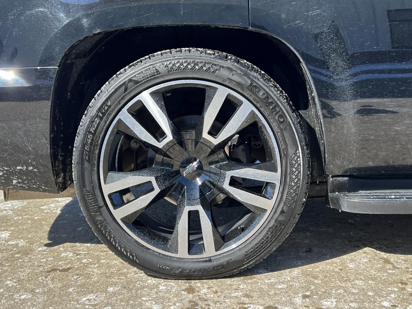 2012 BLACK /Black Leather CHEVROLET TAHOE 1500 LT (1GNSCBE04CR) with an 5.3L V8 engine, Automatic transmission, located at 2990 Old Orchard Rd., Jackson, MO, 63755, 37.354214, -89.612106 - 2012 Chevrolet Tahoe 1500 LT 163xxx miles Rear Wheel Drive 5.3L V8 Automatic Leather 22" Wheels Power/Heated Seats Heated Rear Seats Cruise Remote Start Power Windows/Locks/Mirrors We have financing available and we accept trades! Fill out a credit application on our website or come by t - Photo#37