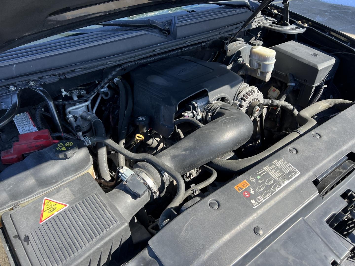 2012 BLACK /Black Leather CHEVROLET TAHOE 1500 LT (1GNSCBE04CR) with an 5.3L V8 engine, Automatic transmission, located at 2990 Old Orchard Rd., Jackson, MO, 63755, 37.354214, -89.612106 - 2012 Chevrolet Tahoe 1500 LT 163xxx miles Rear Wheel Drive 5.3L V8 Automatic Leather 22" Wheels Power/Heated Seats Heated Rear Seats Cruise Remote Start Power Windows/Locks/Mirrors We have financing available and we accept trades! Fill out a credit application on our website or come by t - Photo#33