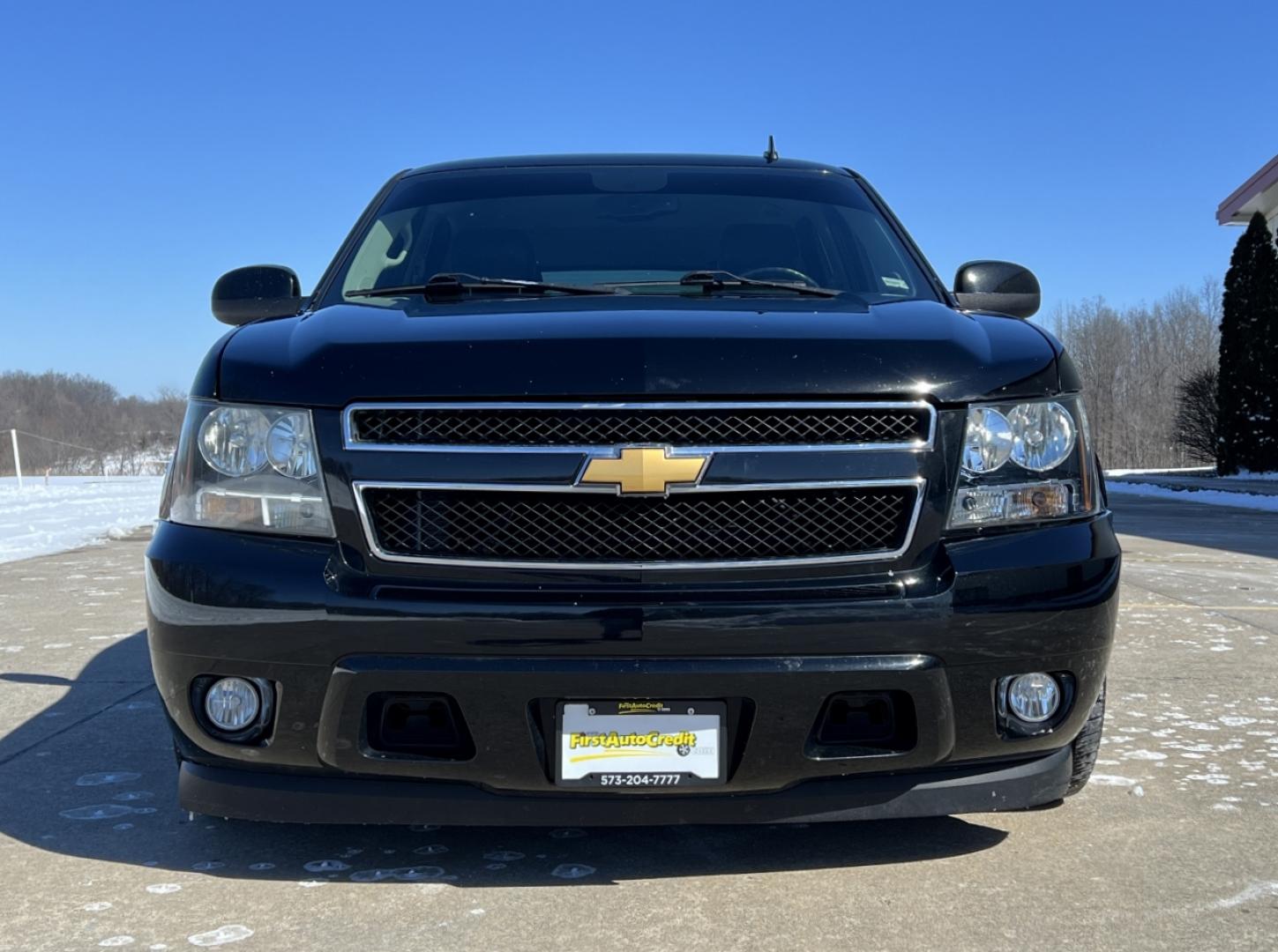 2012 BLACK /Black Leather CHEVROLET TAHOE 1500 LT (1GNSCBE04CR) with an 5.3L V8 engine, Automatic transmission, located at 2990 Old Orchard Rd., Jackson, MO, 63755, 37.354214, -89.612106 - 2012 Chevrolet Tahoe 1500 LT 163xxx miles Rear Wheel Drive 5.3L V8 Automatic Leather 22" Wheels Power/Heated Seats Heated Rear Seats Cruise Remote Start Power Windows/Locks/Mirrors We have financing available and we accept trades! Fill out a credit application on our website or come by t - Photo#11