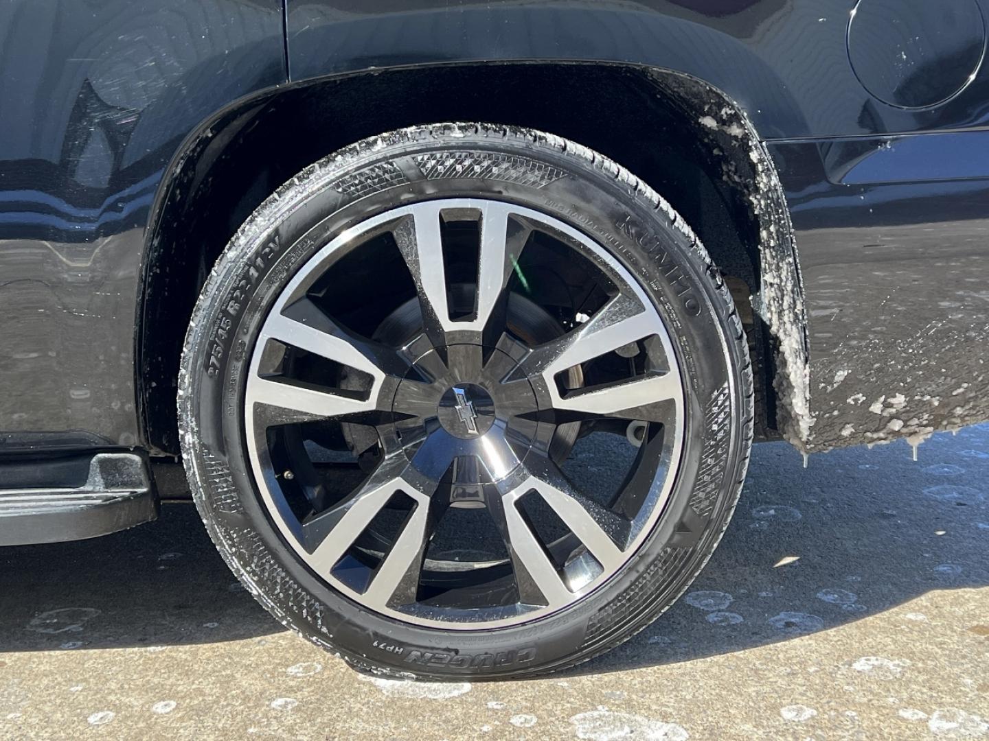 2012 BLACK /Black Leather CHEVROLET TAHOE 1500 LT (1GNSCBE04CR) with an 5.3L V8 engine, Automatic transmission, located at 2990 Old Orchard Rd., Jackson, MO, 63755, 37.354214, -89.612106 - 2012 Chevrolet Tahoe 1500 LT 163xxx miles Rear Wheel Drive 5.3L V8 Automatic Leather 22" Wheels Power/Heated Seats Heated Rear Seats Cruise Remote Start Power Windows/Locks/Mirrors We have financing available and we accept trades! Fill out a credit application on our website or come by t - Photo#36