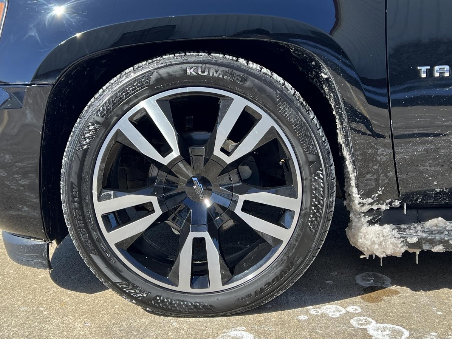 2012 BLACK /Black Leather CHEVROLET TAHOE 1500 LT (1GNSCBE04CR) with an 5.3L V8 engine, Automatic transmission, located at 2990 Old Orchard Rd., Jackson, MO, 63755, 37.354214, -89.612106 - 2012 Chevrolet Tahoe 1500 LT 163xxx miles Rear Wheel Drive 5.3L V8 Automatic Leather 22" Wheels Power/Heated Seats Heated Rear Seats Cruise Remote Start Power Windows/Locks/Mirrors We have financing available and we accept trades! Fill out a credit application on our website or come by t - Photo#34