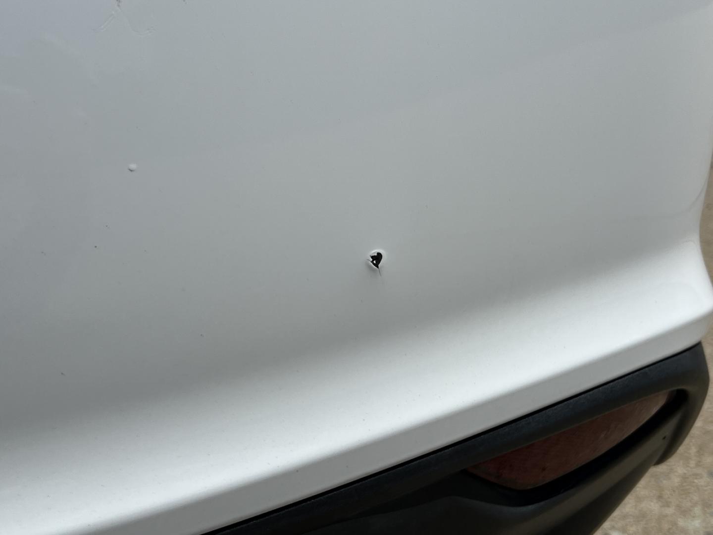 2018 WHITE /Black Cloth CHEVROLET MALIBU LT (1G1ZD5ST7JF) with an 1.5L 4 Cyl. engine, Automatic transmission, located at 2990 Old Orchard Rd., Jackson, MO, 63755, 37.354214, -89.612106 - 2018 Chevrolet Malibu LT 141xxx miles Front Wheel Drive 1.5L 4 Cyl. Automatic Backup Camera Power Driver Seat Bluetooth Remote Start Cruise Power Windows/Locks/Mirrors We have financing available and we accept trades! Fill out a credit application on our website or come by today! If you - Photo#45