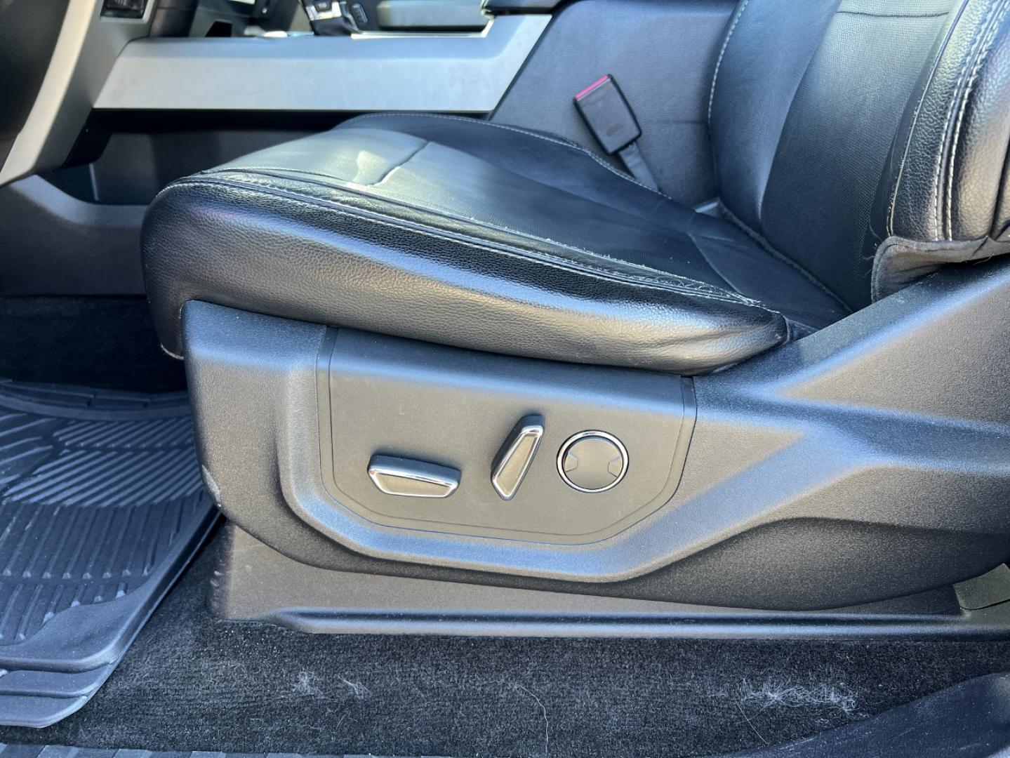 2015 RED /Black Leather FORD F150 LARIAT (1FTEW1EG5FF) with an 3.5L V6 engine, Automatic transmission, located at 2990 Old Orchard Rd., Jackson, MO, 63755, 37.354214, -89.612106 - 2015 Ford F-150 Lariat 115xxx miles 4x4 3.5L V6 Automatic Leather Navigation Power/Heated/Cooled Seats Backup Camera Sunroof Bluetooth Remote Start Cruise Power Windows/Locks/Mirrors We have financing available and we accept trades! Fill out a credit application on our website or come - Photo#7