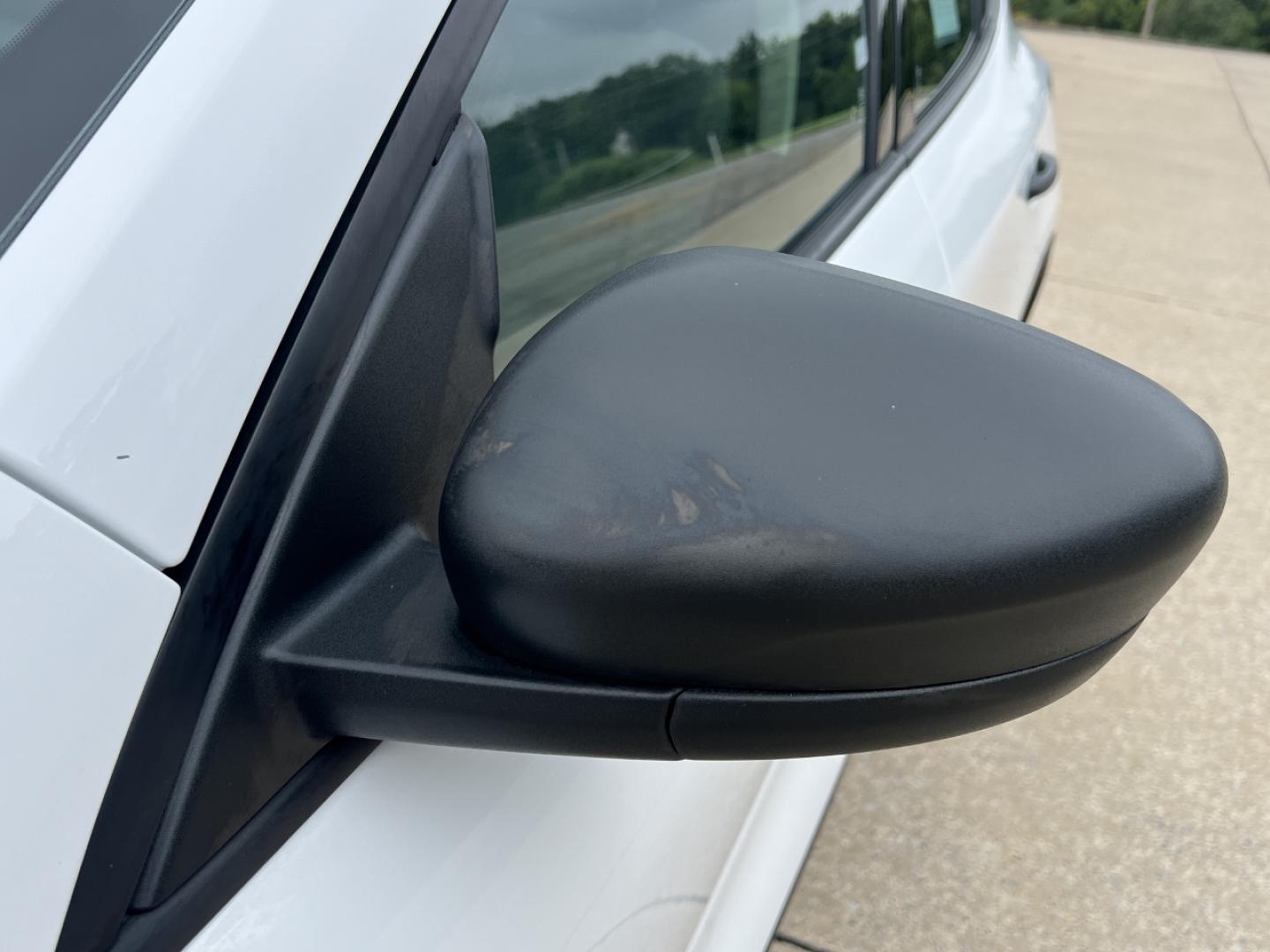 2020 WHITE /Gray Cloth FORD ESCAPE S (1FMCU9F69LU) with an 1.5L 3 Cyl. engine, Automatic transmission, located at 506 S. Kingshighway, Cape Girardeau, MO, 63703, (573) 235-5000, 37.294991, -89.553635 - 2020 Ford Escape S 1-Owner 76xxx miles 4 Wheel Drive 1.5L 3 Cyl. Automatic Backup Camera Bluetooth Cruise Power Windows/Locks/Mirrors We have financing available and we accept trades! Fill out a credit application on our website or come by today! If you have any questions, give us a call - Photo#36