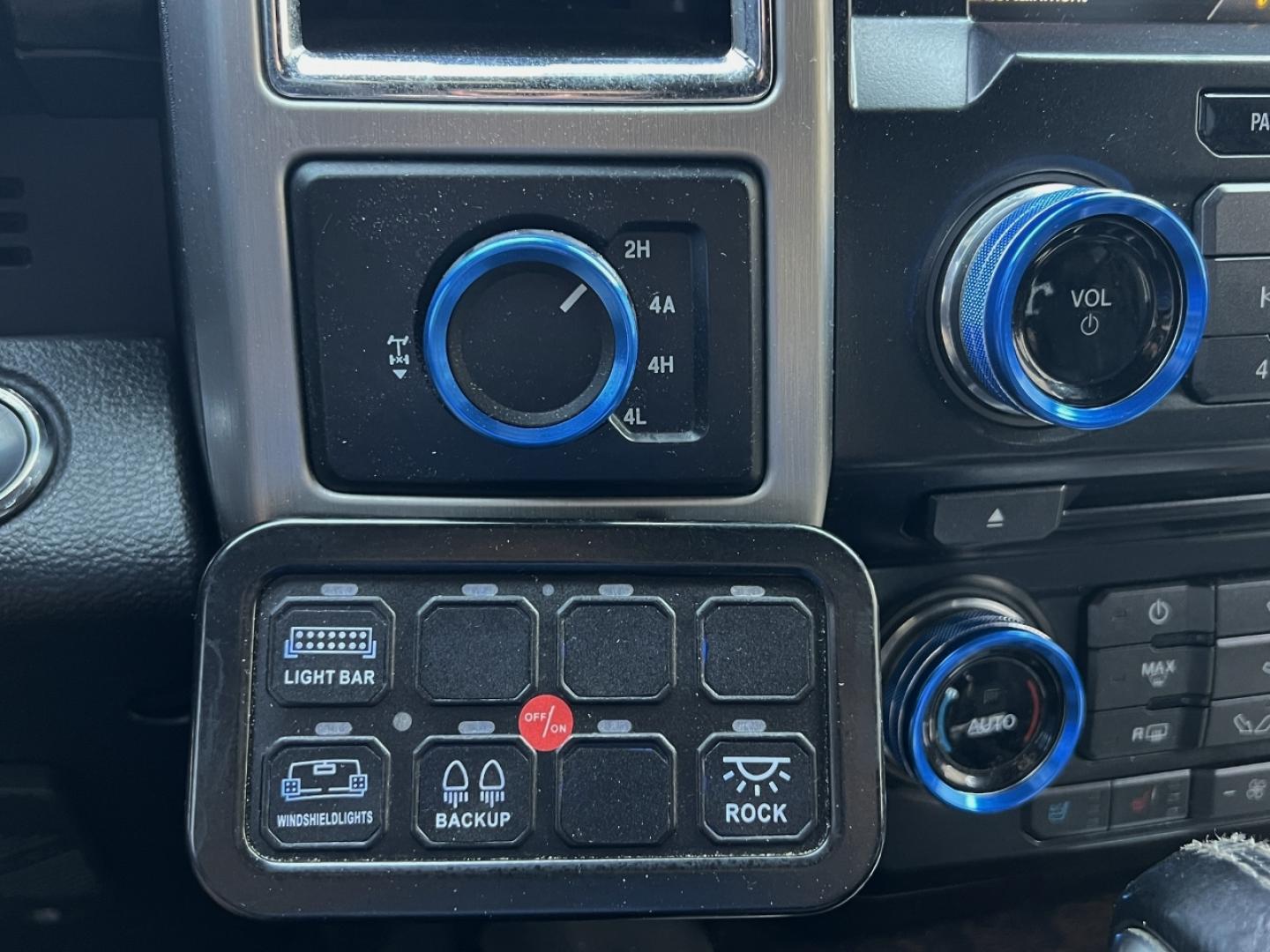 2015 WHITE /Black Leather FORD F150 PLATINUM (1FTEW1EG4FF) with an 3.5L V6 engine, Automatic transmission, located at 2990 Old Orchard Rd., Jackson, MO, 63755, 37.354214, -89.612106 - 2015 Ford F-150 Platinum 124xxx miles 4x4 3.5L V6 Automatic Leather Navigation Power/Heated/Cooled Seats Backup Camera Sunroof Power Running Boards Remote Start Bluetooth Cruise Power Windows/Locks/Mirrors We have financing available and we accept trades! Fill out a credit application - Photo#2