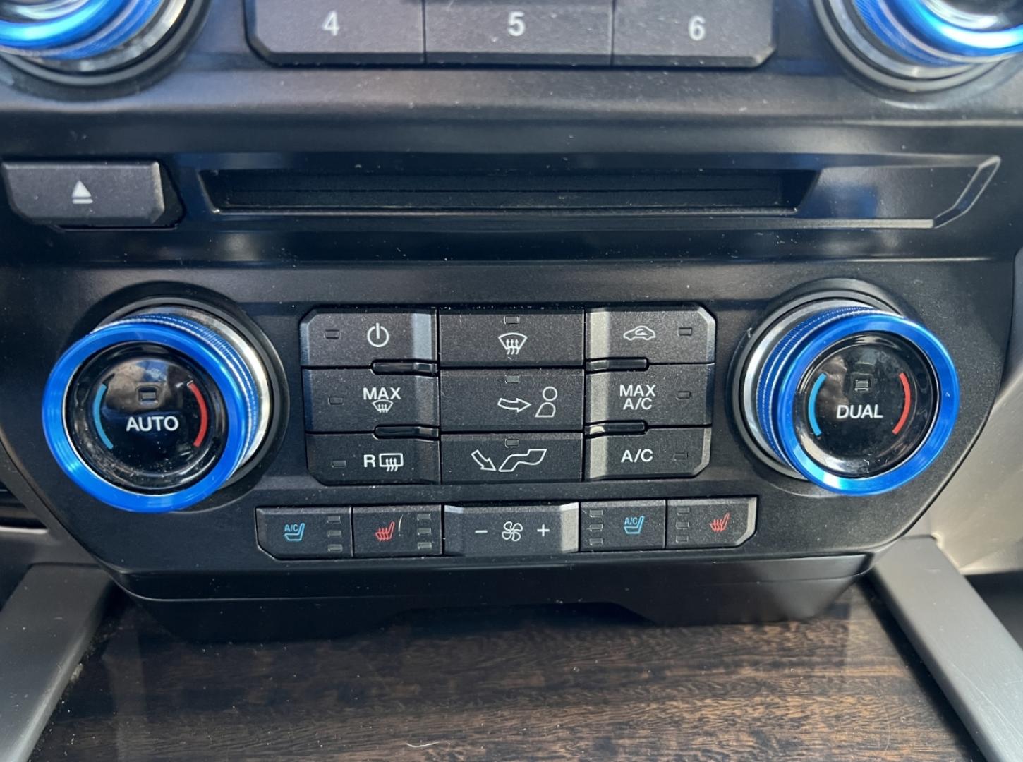 2015 WHITE /Black Leather FORD F150 PLATINUM (1FTEW1EG4FF) with an 3.5L V6 engine, Automatic transmission, located at 2990 Old Orchard Rd., Jackson, MO, 63755, 37.354214, -89.612106 - 2015 Ford F-150 Platinum 124xxx miles 4x4 3.5L V6 Automatic Leather Navigation Power/Heated/Cooled Seats Backup Camera Sunroof Power Running Boards Remote Start Bluetooth Cruise Power Windows/Locks/Mirrors We have financing available and we accept trades! Fill out a credit application - Photo#5