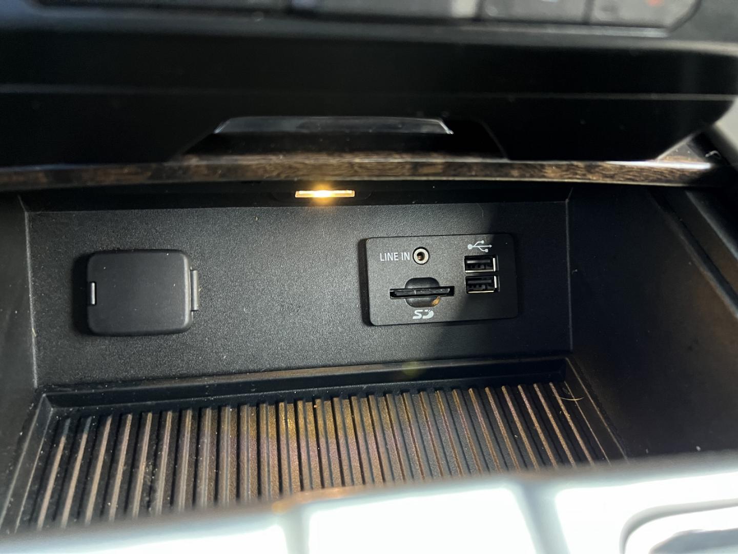 2015 WHITE /Black Leather FORD F150 PLATINUM (1FTEW1EG4FF) with an 3.5L V6 engine, Automatic transmission, located at 2990 Old Orchard Rd., Jackson, MO, 63755, 37.354214, -89.612106 - 2015 Ford F-150 Platinum 124xxx miles 4x4 3.5L V6 Automatic Leather Navigation Power/Heated/Cooled Seats Backup Camera Sunroof Power Running Boards Remote Start Bluetooth Cruise Power Windows/Locks/Mirrors We have financing available and we accept trades! Fill out a credit application - Photo#31