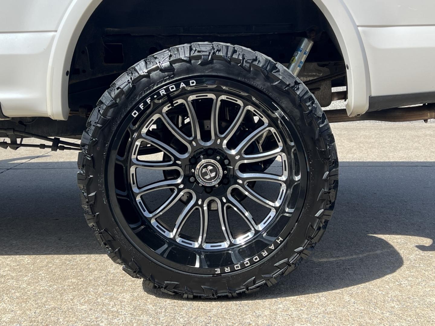 2015 WHITE /Black Leather FORD F150 PLATINUM (1FTEW1EG4FF) with an 3.5L V6 engine, Automatic transmission, located at 2990 Old Orchard Rd., Jackson, MO, 63755, 37.354214, -89.612106 - 2015 Ford F-150 Platinum 124xxx miles 4x4 3.5L V6 Automatic Leather Navigation Power/Heated/Cooled Seats Backup Camera Sunroof Power Running Boards Remote Start Bluetooth Cruise Power Windows/Locks/Mirrors We have financing available and we accept trades! Fill out a credit application - Photo#47