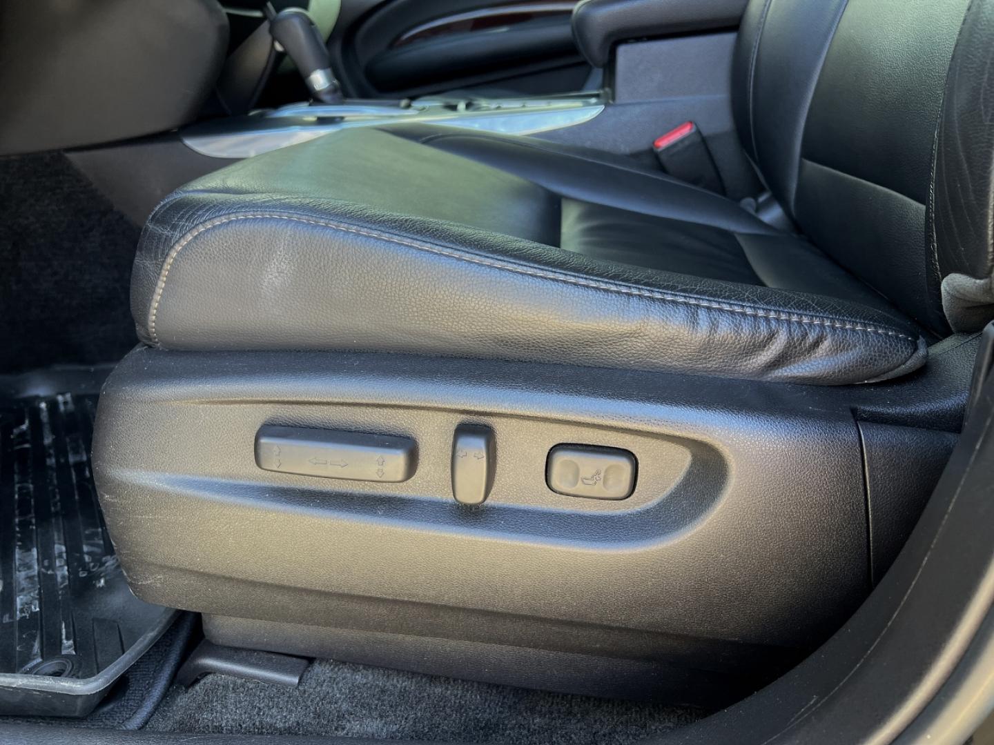 2014 BLACK /Black Leather ACURA MDX TECHNOLOGY (5FRYD3H45EB) with an 3.5L V6 engine, Automatic transmission, located at 2990 Old Orchard Rd., Jackson, MO, 63755, 37.354214, -89.612106 - 2014 Acura MDX Technology 108xxx miles Front Wheel Drive 3.5L V6 Automatic Leather 3rd Row Navigation Power/Heated Seats Backup Camera Sunroof Bluetooth Remote Start Cruise Power Windows/Locks/Mirrors We have financing available and we accept trades! Fill out a credit application on o - Photo#7