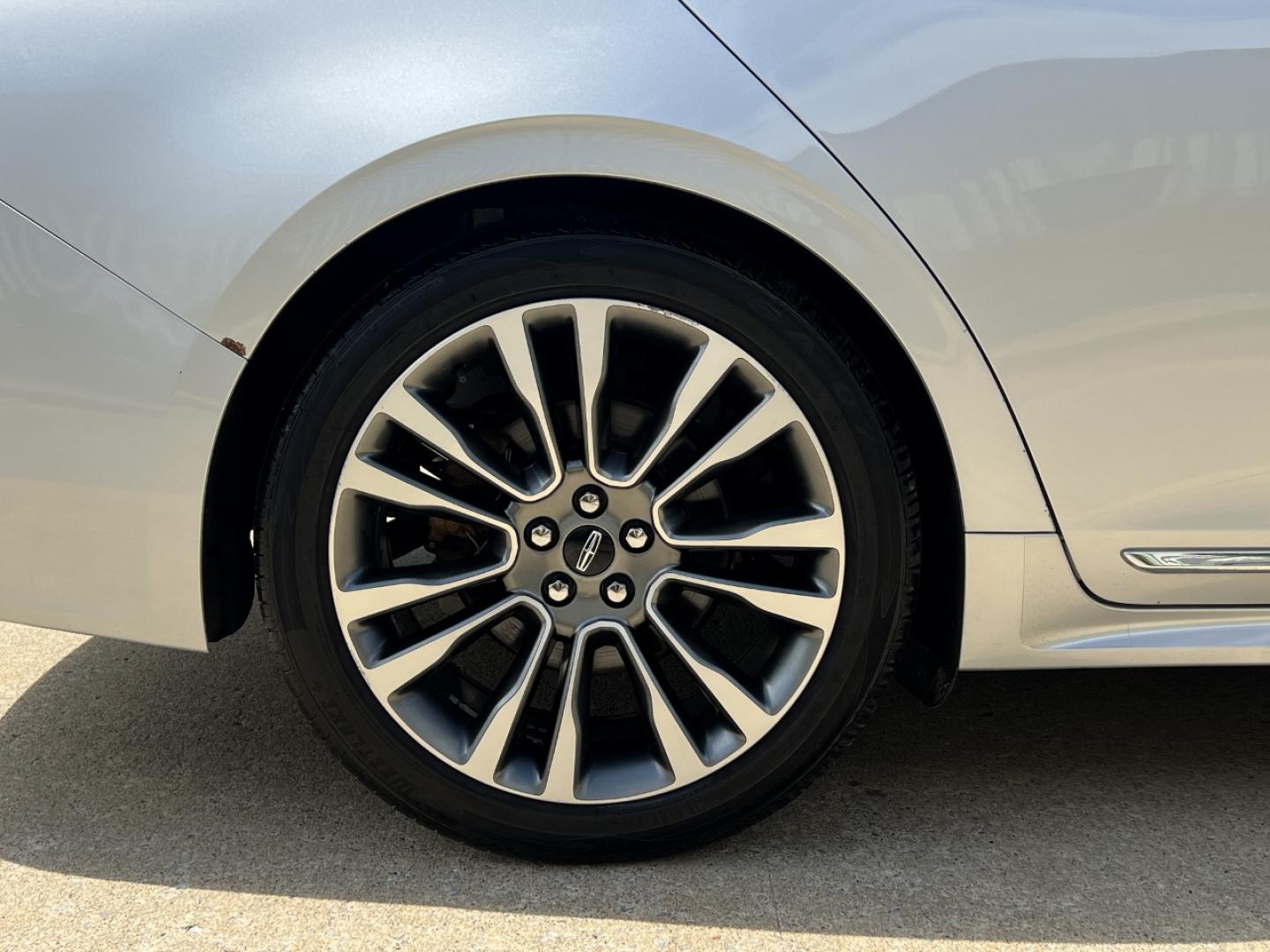 2018 SILVER /Tan Leather Lincoln Continental Reserve AWD (1LN6L9NC3J5) with an 3.0L V6 engine, Automatic transmission, located at 506 S. Kingshighway, Cape Girardeau, MO, 63703, (573) 235-5000, 37.294991, -89.553635 - 2018 Lincoln Continental Reserve 100xxx miles All Wheel Drive 3.0L V6 Automatic Leather Navigation Power/Heated/Cooled Seats Heated Rear Seats Heating Steering Wheel Backup Camera Sunroof Bluetooth Remote Start Cruise Power Windows/Locks/Mirrors We have financing available and we acc - Photo#43