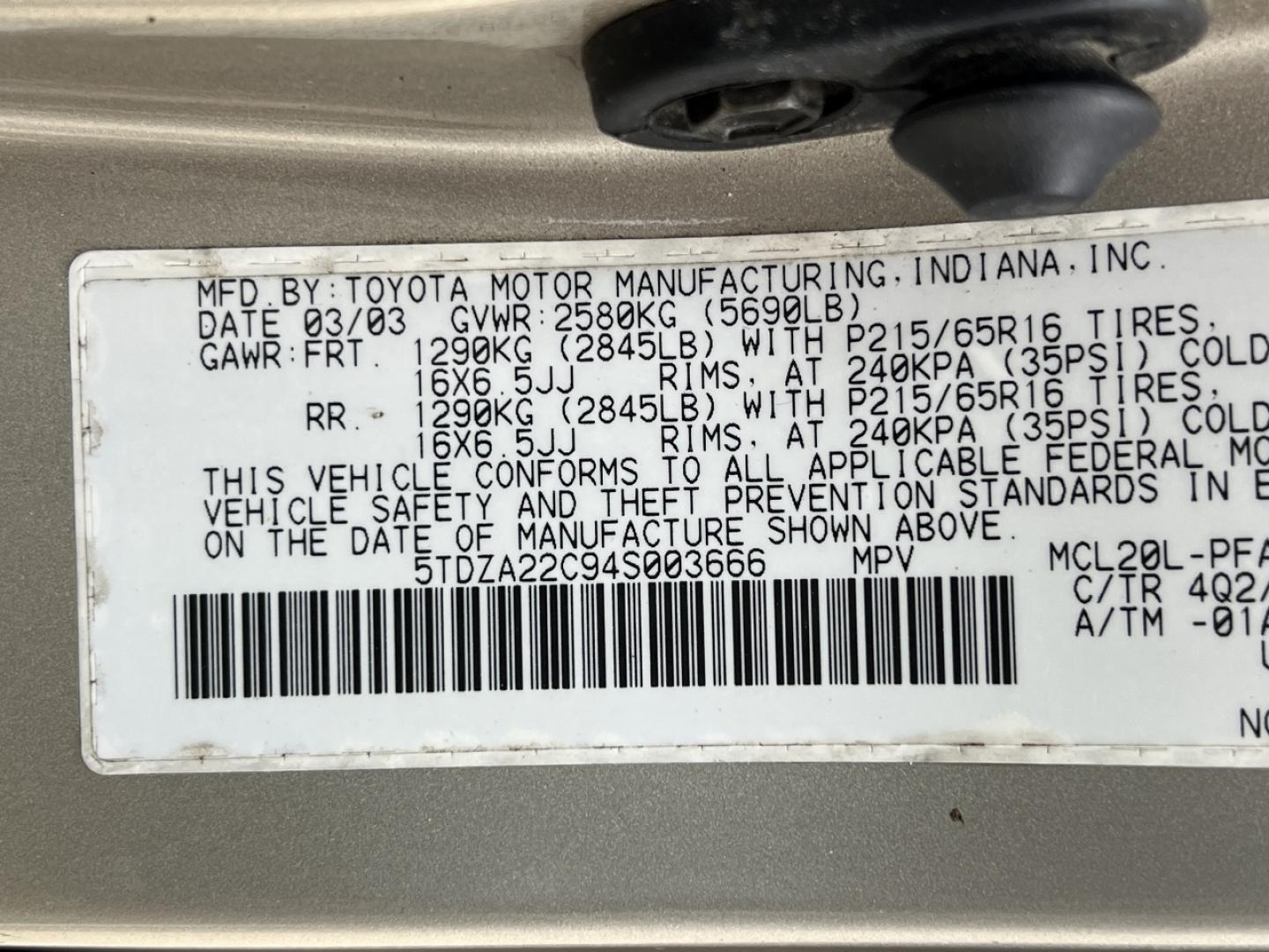 2004 GOLD /Tan Cloth TOYOTA SIENNA XLE (5TDZA22C94S) with an 3.3L V6 engine, Automatic transmission, located at 2990 Old Orchard Rd., Jackson, MO, 63755, 37.354214, -89.612106 - 2004 Toyota Sienna XLE 176xxx miles Front Wheel Drive 3.3L V6 Automatic 3rd Row Power Driver Seat Sunroof Cruise Power Windows/Locks/Mirrors We have financing available and we accept trades! Fill out a credit application on our website or come by today! If you have any questions, give us - Photo#53