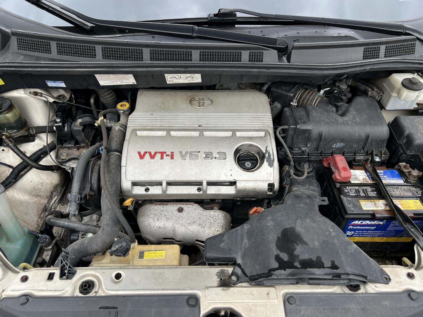 2004 GOLD /Tan Cloth TOYOTA SIENNA XLE (5TDZA22C94S) with an 3.3L V6 engine, Automatic transmission, located at 2990 Old Orchard Rd., Jackson, MO, 63755, 37.354214, -89.612106 - 2004 Toyota Sienna XLE 176xxx miles Front Wheel Drive 3.3L V6 Automatic 3rd Row Power Driver Seat Sunroof Cruise Power Windows/Locks/Mirrors We have financing available and we accept trades! Fill out a credit application on our website or come by today! If you have any questions, give us - Photo#34