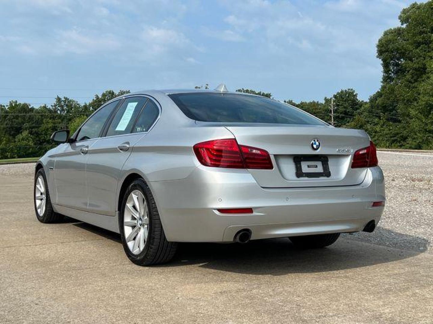 2014 SILVER /Black BMW 535 I (WBA5B1C59ED) with an 3.0L engine, Automatic transmission, located at 2990 Old Orchard Rd., Jackson, MO, 63755, 37.354214, -89.612106 - Photo#12
