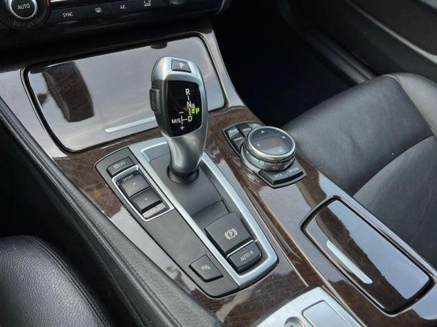 2014 SILVER /Black BMW 535 I (WBA5B1C59ED) with an 3.0L engine, Automatic transmission, located at 2990 Old Orchard Rd., Jackson, MO, 63755, 37.354214, -89.612106 - Photo#28