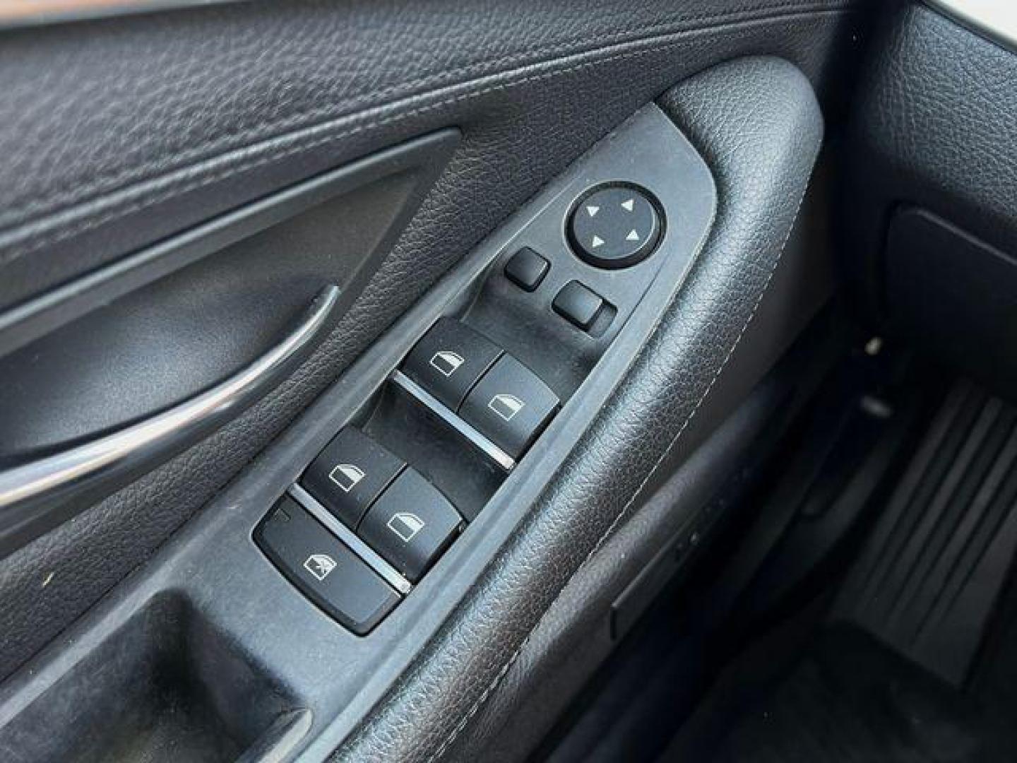 2014 SILVER /Black BMW 535 I (WBA5B1C59ED) with an 3.0L engine, Automatic transmission, located at 2990 Old Orchard Rd., Jackson, MO, 63755, 37.354214, -89.612106 - Photo#32