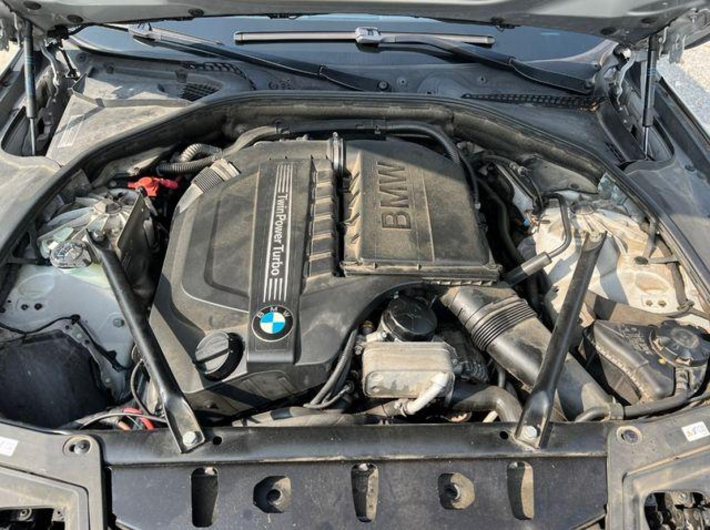 2014 SILVER /Black BMW 535 I (WBA5B1C59ED) with an 3.0L engine, Automatic transmission, located at 2990 Old Orchard Rd., Jackson, MO, 63755, 37.354214, -89.612106 - Photo#37