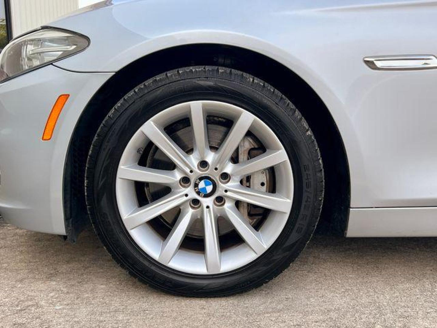 2014 SILVER /Black BMW 535 I (WBA5B1C59ED) with an 3.0L engine, Automatic transmission, located at 2990 Old Orchard Rd., Jackson, MO, 63755, 37.354214, -89.612106 - Photo#38