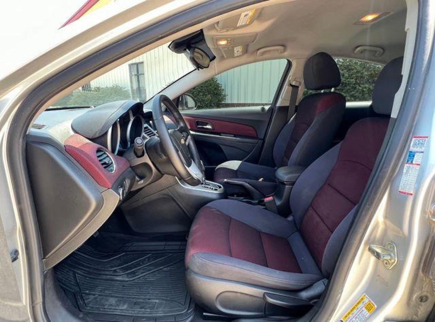 2014 SILVER /Jet Black/Sport Red CHEVROLET CRUZE LT (1G1PC5SBXE7) with an 1.4L engine, Automatic transmission, located at 2990 Old Orchard Rd., Jackson, MO, 63755, 37.354214, -89.612106 - Photo#11