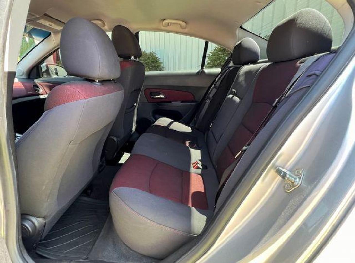 2014 SILVER /Jet Black/Sport Red CHEVROLET CRUZE LT (1G1PC5SBXE7) with an 1.4L engine, Automatic transmission, located at 2990 Old Orchard Rd., Jackson, MO, 63755, 37.354214, -89.612106 - Photo#15