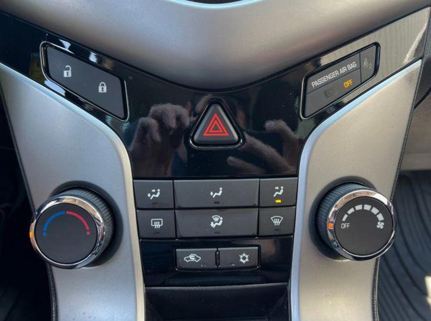 2014 SILVER /Jet Black/Sport Red CHEVROLET CRUZE LT (1G1PC5SBXE7) with an 1.4L engine, Automatic transmission, located at 2990 Old Orchard Rd., Jackson, MO, 63755, 37.354214, -89.612106 - Photo#26