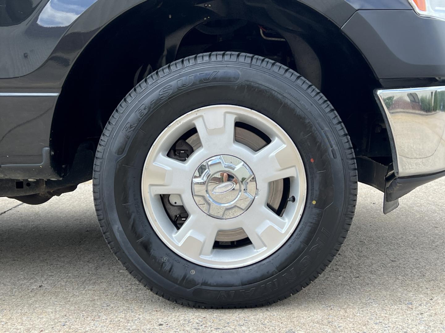 2013 BLACK /Gray Cloth FORD F150 XL (1FTEX1CM4DF) with an 3.7L V6 engine, Automatic transmission, located at 506 S. Kingshighway, Cape Girardeau, MO, 63703, (573) 235-5000, 37.294991, -89.553635 - 2013 Ford F-150 XL 1-Owner 167xxx miles Rear Wheel Drive 3.7L V6 Automatic Bluetooth Cruise Power Windows/Locks/Mirrors We have financing available and we accept trades! Fill out a credit application on our website or come by today! If you have any questions, give us a call at (573) 235-50 - Photo#33