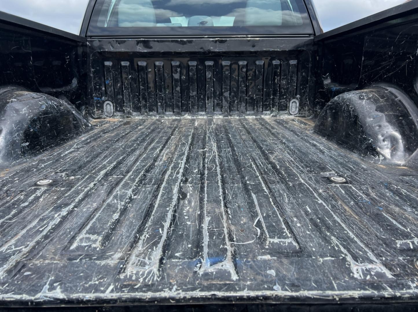 2013 BLACK /Gray Cloth FORD F150 XL (1FTEX1CM4DF) with an 3.7L V6 engine, Automatic transmission, located at 506 S. Kingshighway, Cape Girardeau, MO, 63703, (573) 235-5000, 37.294991, -89.553635 - 2013 Ford F-150 XL 1-Owner 167xxx miles Rear Wheel Drive 3.7L V6 Automatic Bluetooth Cruise Power Windows/Locks/Mirrors We have financing available and we accept trades! Fill out a credit application on our website or come by today! If you have any questions, give us a call at (573) 235-50 - Photo#18