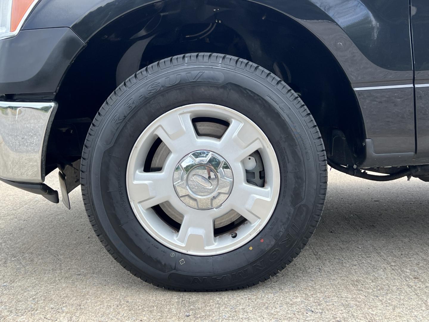 2013 BLACK /Gray Cloth FORD F150 XL (1FTEX1CM4DF) with an 3.7L V6 engine, Automatic transmission, located at 506 S. Kingshighway, Cape Girardeau, MO, 63703, (573) 235-5000, 37.294991, -89.553635 - 2013 Ford F-150 XL 1-Owner 167xxx miles Rear Wheel Drive 3.7L V6 Automatic Bluetooth Cruise Power Windows/Locks/Mirrors We have financing available and we accept trades! Fill out a credit application on our website or come by today! If you have any questions, give us a call at (573) 235-50 - Photo#29