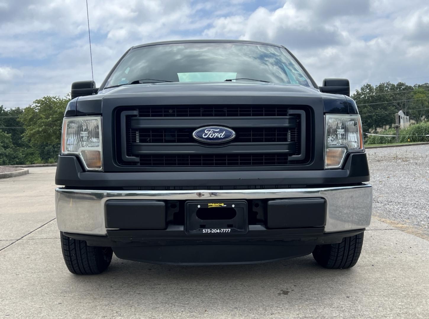2013 BLACK /Gray Cloth FORD F150 XL (1FTEX1CM4DF) with an 3.7L V6 engine, Automatic transmission, located at 506 S. Kingshighway, Cape Girardeau, MO, 63703, (573) 235-5000, 37.294991, -89.553635 - 2013 Ford F-150 XL 1-Owner 167xxx miles Rear Wheel Drive 3.7L V6 Automatic Bluetooth Cruise Power Windows/Locks/Mirrors We have financing available and we accept trades! Fill out a credit application on our website or come by today! If you have any questions, give us a call at (573) 235-50 - Photo#8