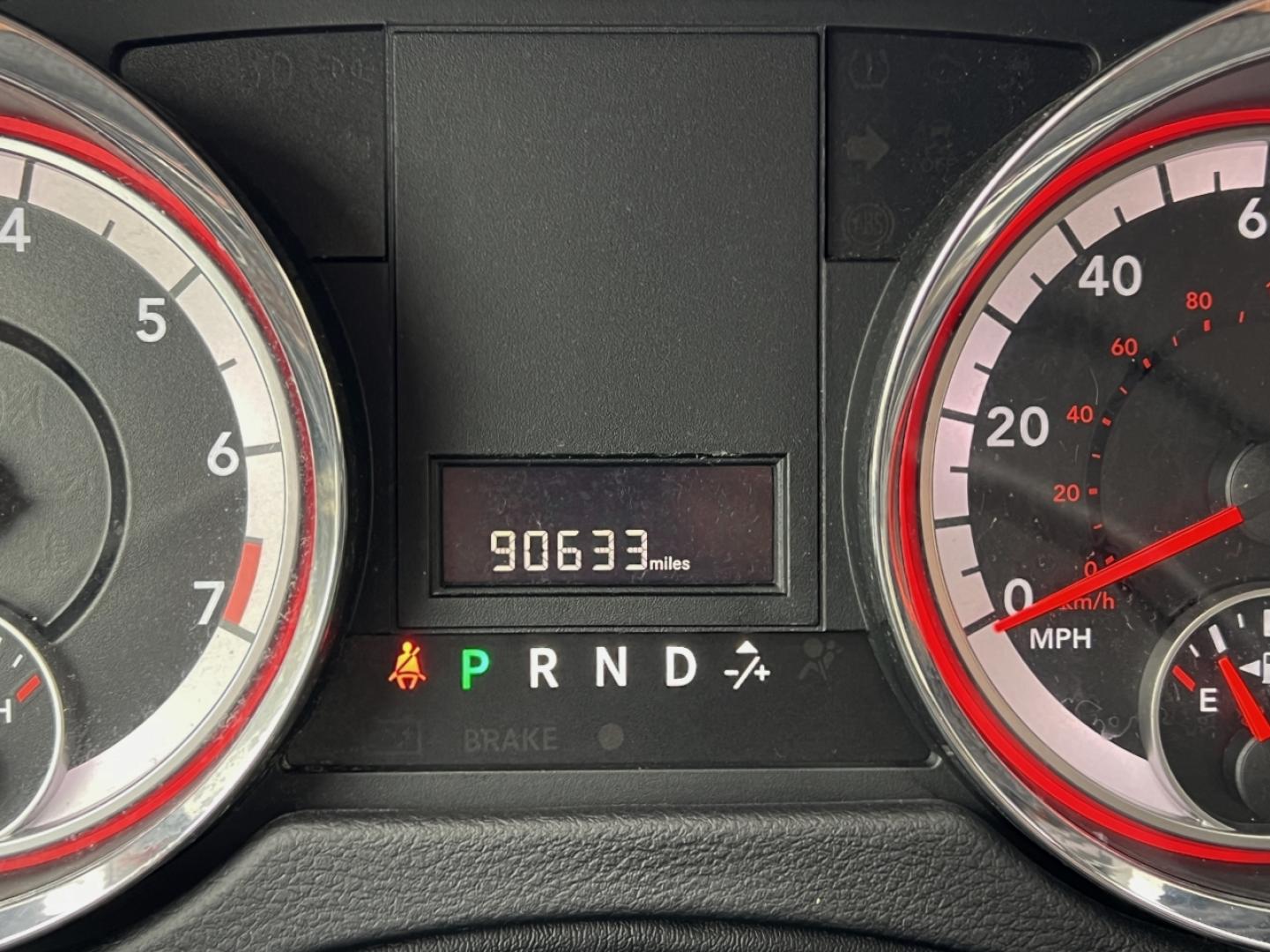 2019 WHITE /Black Cloth DODGE GRAND CARAVAN SE (2C4RDGBG0KR) with an 3.6L V6 engine, Automatic transmission, located at 506 S. Kingshighway, Cape Girardeau, MO, 63703, (573) 235-5000, 37.294991, -89.553635 - 2019 Dodge Grand Caravan SE 90xxx miles Front Wheel Drive 3.6L V6 Automatic Backup Camera Stow 'N Go Bluetooth Cruise Power Windows/Locks/Mirrors We have financing available and we accept trades! Fill out a credit application on our website or come by today! If you have any questions, giv - Photo#19