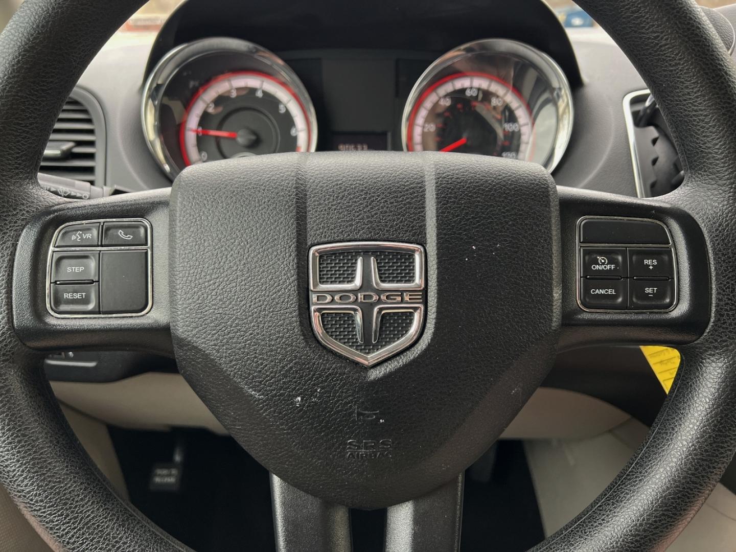 2019 WHITE /Black Cloth DODGE GRAND CARAVAN SE (2C4RDGBG0KR) with an 3.6L V6 engine, Automatic transmission, located at 506 S. Kingshighway, Cape Girardeau, MO, 63703, (573) 235-5000, 37.294991, -89.553635 - 2019 Dodge Grand Caravan SE 90xxx miles Front Wheel Drive 3.6L V6 Automatic Backup Camera Stow 'N Go Bluetooth Cruise Power Windows/Locks/Mirrors We have financing available and we accept trades! Fill out a credit application on our website or come by today! If you have any questions, giv - Photo#20
