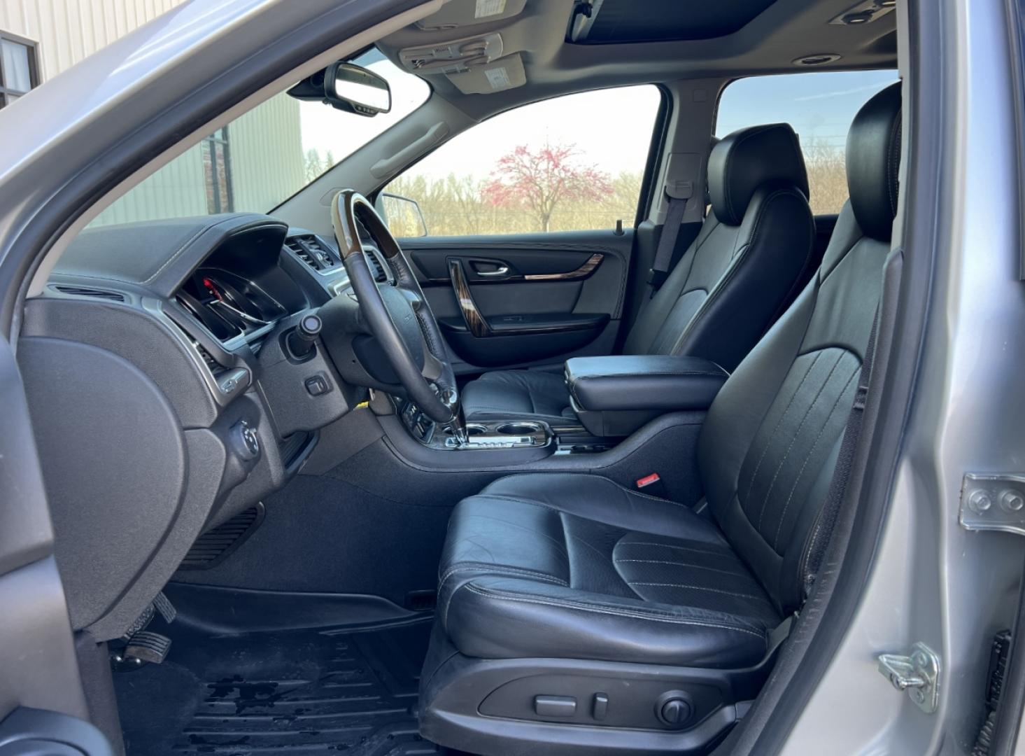 2015 SILVER /Black Leather GMC ACADIA DENALI (1GKKRTKD2FJ) with an 3.6L V6 engine, Automatic transmission, located at 506 S. Kingshighway, Cape Girardeau, MO, 63703, (573) 235-5000, 37.294991, -89.553635 - 2015 GMC Acadia Denali 101xxx Front Wheel Drive 3.6L V6 Automatic Leather 3rd Row Navigation Rear Entertainment Power/Heated/Cooled Seats Heated Steering Wheel Backup Camera Sunroof Bluetooth Remote Start Cruise Power Windows/Locks/Mirrors We have financing available and we accept t - Photo#17