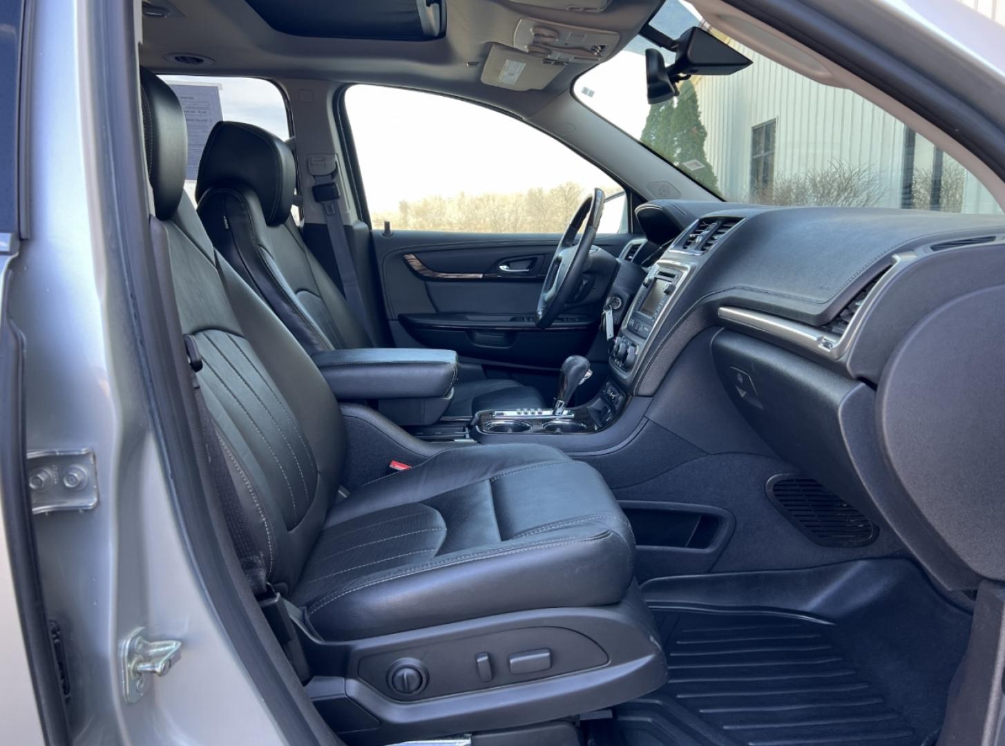 2015 SILVER /Black Leather GMC ACADIA DENALI (1GKKRTKD2FJ) with an 3.6L V6 engine, Automatic transmission, located at 506 S. Kingshighway, Cape Girardeau, MO, 63703, (573) 235-5000, 37.294991, -89.553635 - 2015 GMC Acadia Denali 101xxx Front Wheel Drive 3.6L V6 Automatic Leather 3rd Row Navigation Rear Entertainment Power/Heated/Cooled Seats Heated Steering Wheel Backup Camera Sunroof Bluetooth Remote Start Cruise Power Windows/Locks/Mirrors We have financing available and we accept t - Photo#19