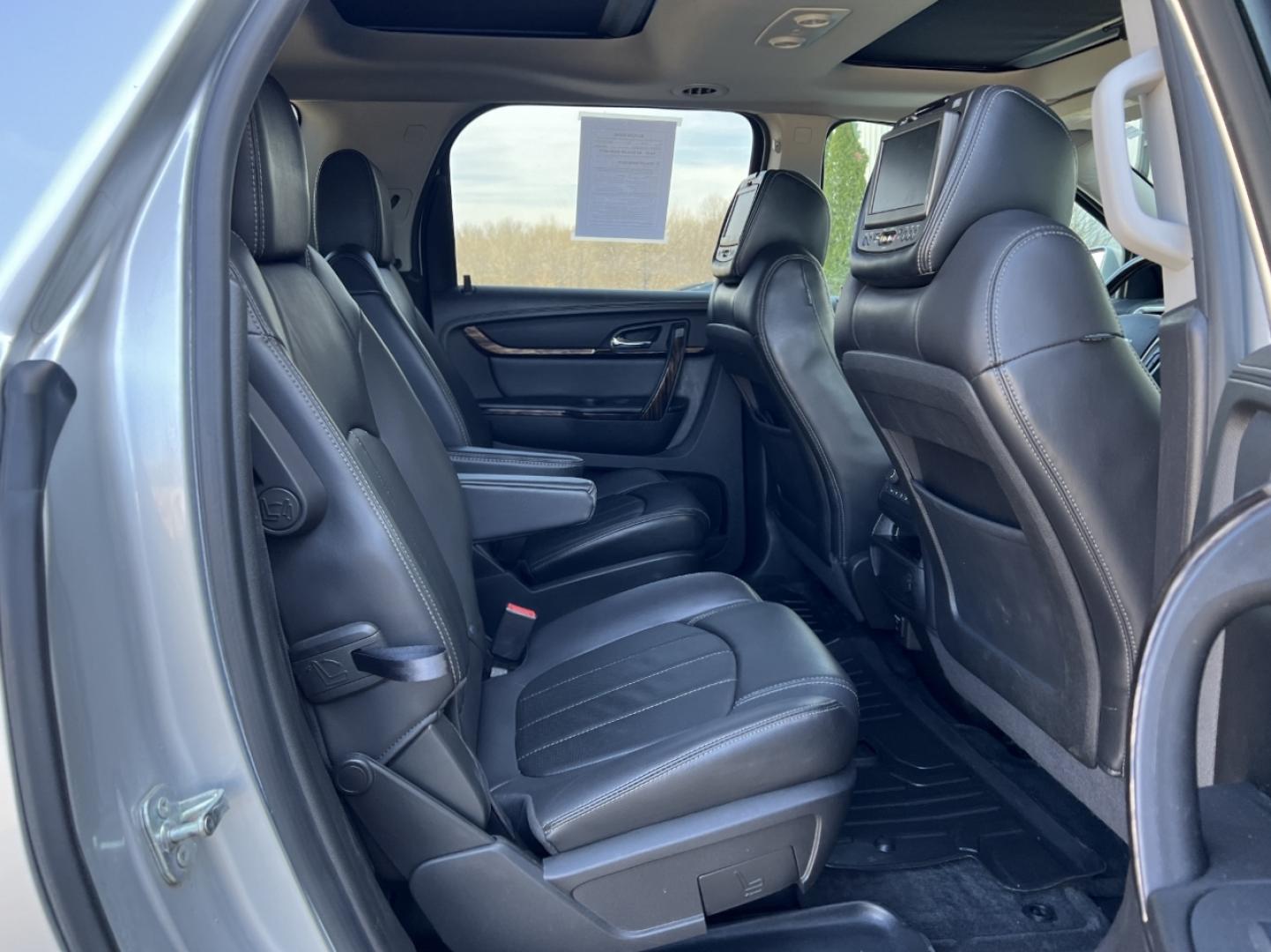 2015 SILVER /Black Leather GMC ACADIA DENALI (1GKKRTKD2FJ) with an 3.6L V6 engine, Automatic transmission, located at 506 S. Kingshighway, Cape Girardeau, MO, 63703, (573) 235-5000, 37.294991, -89.553635 - 2015 GMC Acadia Denali 101xxx Front Wheel Drive 3.6L V6 Automatic Leather 3rd Row Navigation Rear Entertainment Power/Heated/Cooled Seats Heated Steering Wheel Backup Camera Sunroof Bluetooth Remote Start Cruise Power Windows/Locks/Mirrors We have financing available and we accept t - Photo#21