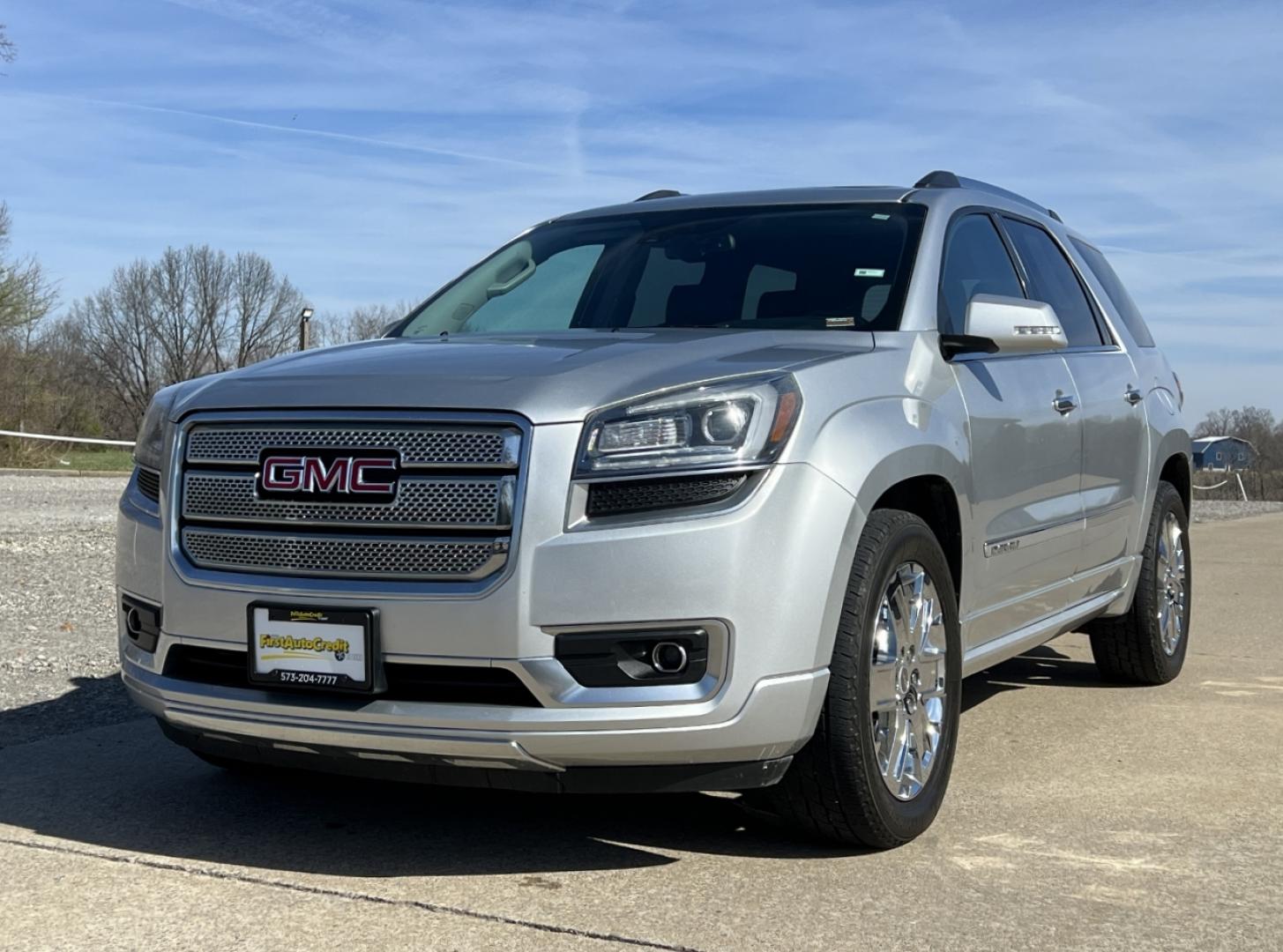 2015 SILVER /Black Leather GMC ACADIA DENALI (1GKKRTKD2FJ) with an 3.6L V6 engine, Automatic transmission, located at 506 S. Kingshighway, Cape Girardeau, MO, 63703, (573) 235-5000, 37.294991, -89.553635 - 2015 GMC Acadia Denali 101xxx Front Wheel Drive 3.6L V6 Automatic Leather 3rd Row Navigation Rear Entertainment Power/Heated/Cooled Seats Heated Steering Wheel Backup Camera Sunroof Bluetooth Remote Start Cruise Power Windows/Locks/Mirrors We have financing available and we accept t - Photo#9