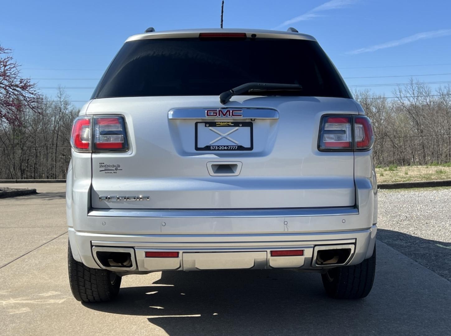 2015 SILVER /Black Leather GMC ACADIA DENALI (1GKKRTKD2FJ) with an 3.6L V6 engine, Automatic transmission, located at 506 S. Kingshighway, Cape Girardeau, MO, 63703, (573) 235-5000, 37.294991, -89.553635 - 2015 GMC Acadia Denali 101xxx Front Wheel Drive 3.6L V6 Automatic Leather 3rd Row Navigation Rear Entertainment Power/Heated/Cooled Seats Heated Steering Wheel Backup Camera Sunroof Bluetooth Remote Start Cruise Power Windows/Locks/Mirrors We have financing available and we accept t - Photo#14