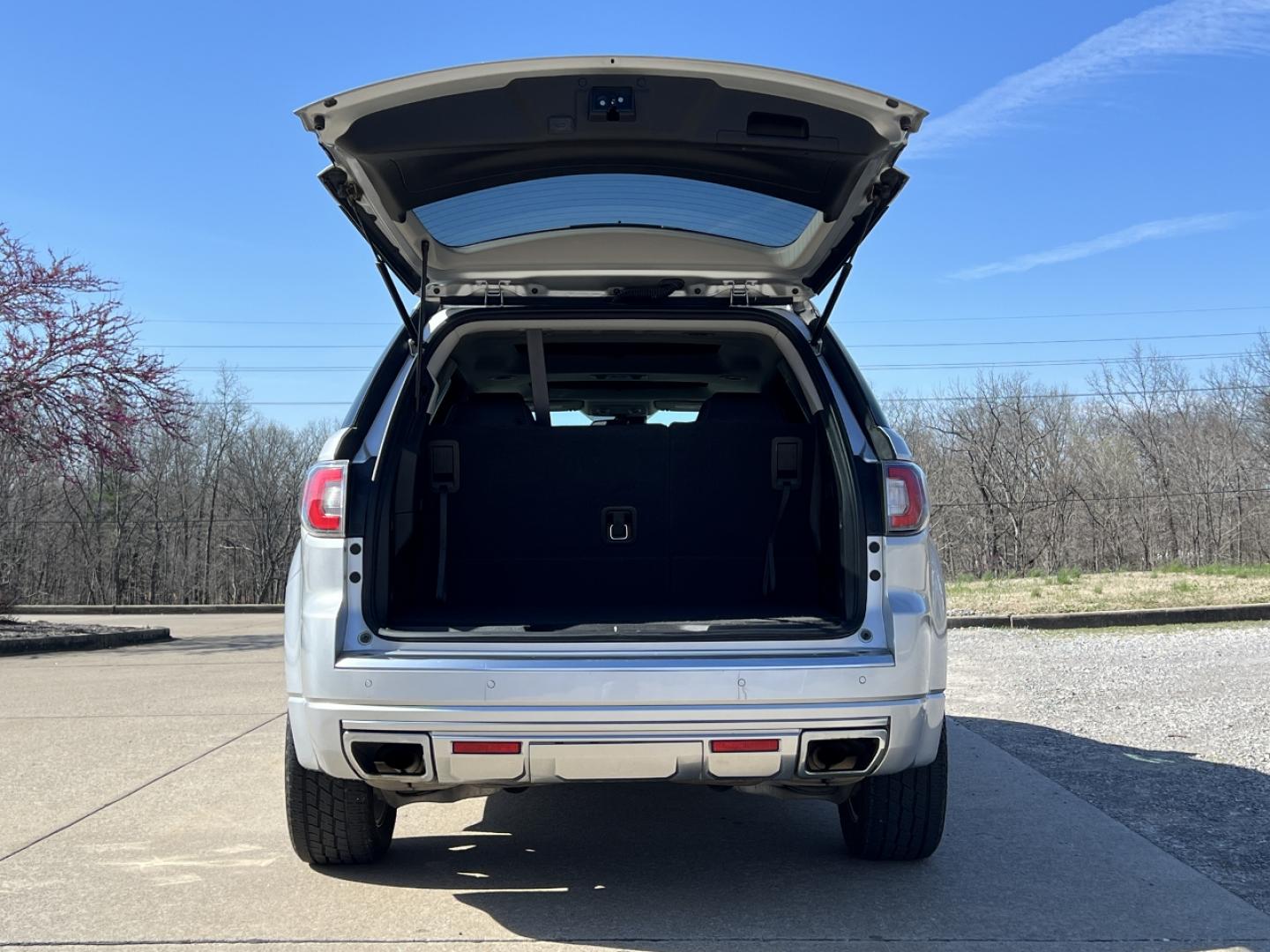 2015 SILVER /Black Leather GMC ACADIA DENALI (1GKKRTKD2FJ) with an 3.6L V6 engine, Automatic transmission, located at 506 S. Kingshighway, Cape Girardeau, MO, 63703, (573) 235-5000, 37.294991, -89.553635 - 2015 GMC Acadia Denali 101xxx Front Wheel Drive 3.6L V6 Automatic Leather 3rd Row Navigation Rear Entertainment Power/Heated/Cooled Seats Heated Steering Wheel Backup Camera Sunroof Bluetooth Remote Start Cruise Power Windows/Locks/Mirrors We have financing available and we accept t - Photo#23