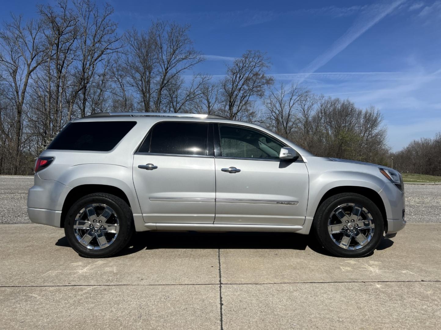 2015 SILVER /Black Leather GMC ACADIA DENALI (1GKKRTKD2FJ) with an 3.6L V6 engine, Automatic transmission, located at 506 S. Kingshighway, Cape Girardeau, MO, 63703, (573) 235-5000, 37.294991, -89.553635 - 2015 GMC Acadia Denali 101xxx Front Wheel Drive 3.6L V6 Automatic Leather 3rd Row Navigation Rear Entertainment Power/Heated/Cooled Seats Heated Steering Wheel Backup Camera Sunroof Bluetooth Remote Start Cruise Power Windows/Locks/Mirrors We have financing available and we accept t - Photo#11