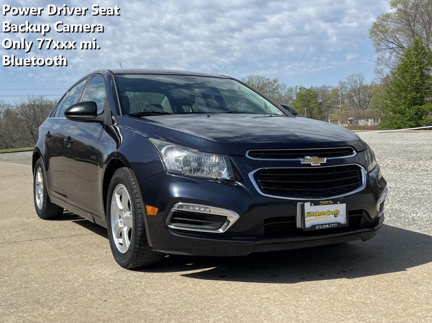 2015 BLUE /Gray Cloth CHEVROLET CRUZE LT (1G1PC5SB5F7) with an 1.4L 4 Cyl. engine, Automatic transmission, located at 506 S. Kingshighway, Cape Girardeau, MO, 63703, (573) 235-5000, 37.294991, -89.553635 - 2015 Chevrolet Cruze LT Only 77xxx miles Front Wheel Drive 1.4L 4 Cyl. Automatic Power Driver Seat Backup Camera Bluetooth Remote Start Cruise Power Windows/Locks/Mirrors We have financing available and we accept trades! Fill out a credit application on our website or come by today! If y - Photo#0