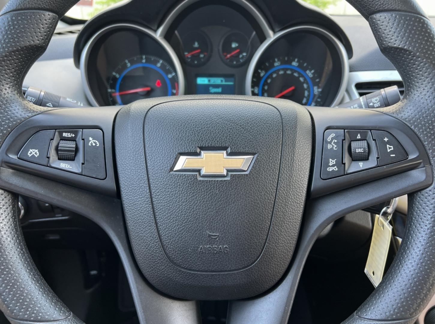 2015 BLUE /Gray Cloth CHEVROLET CRUZE LT (1G1PC5SB5F7) with an 1.4L 4 Cyl. engine, Automatic transmission, located at 506 S. Kingshighway, Cape Girardeau, MO, 63703, (573) 235-5000, 37.294991, -89.553635 - 2015 Chevrolet Cruze LT Only 77xxx miles Front Wheel Drive 1.4L 4 Cyl. Automatic Power Driver Seat Backup Camera Bluetooth Remote Start Cruise Power Windows/Locks/Mirrors We have financing available and we accept trades! Fill out a credit application on our website or come by today! If y - Photo#21