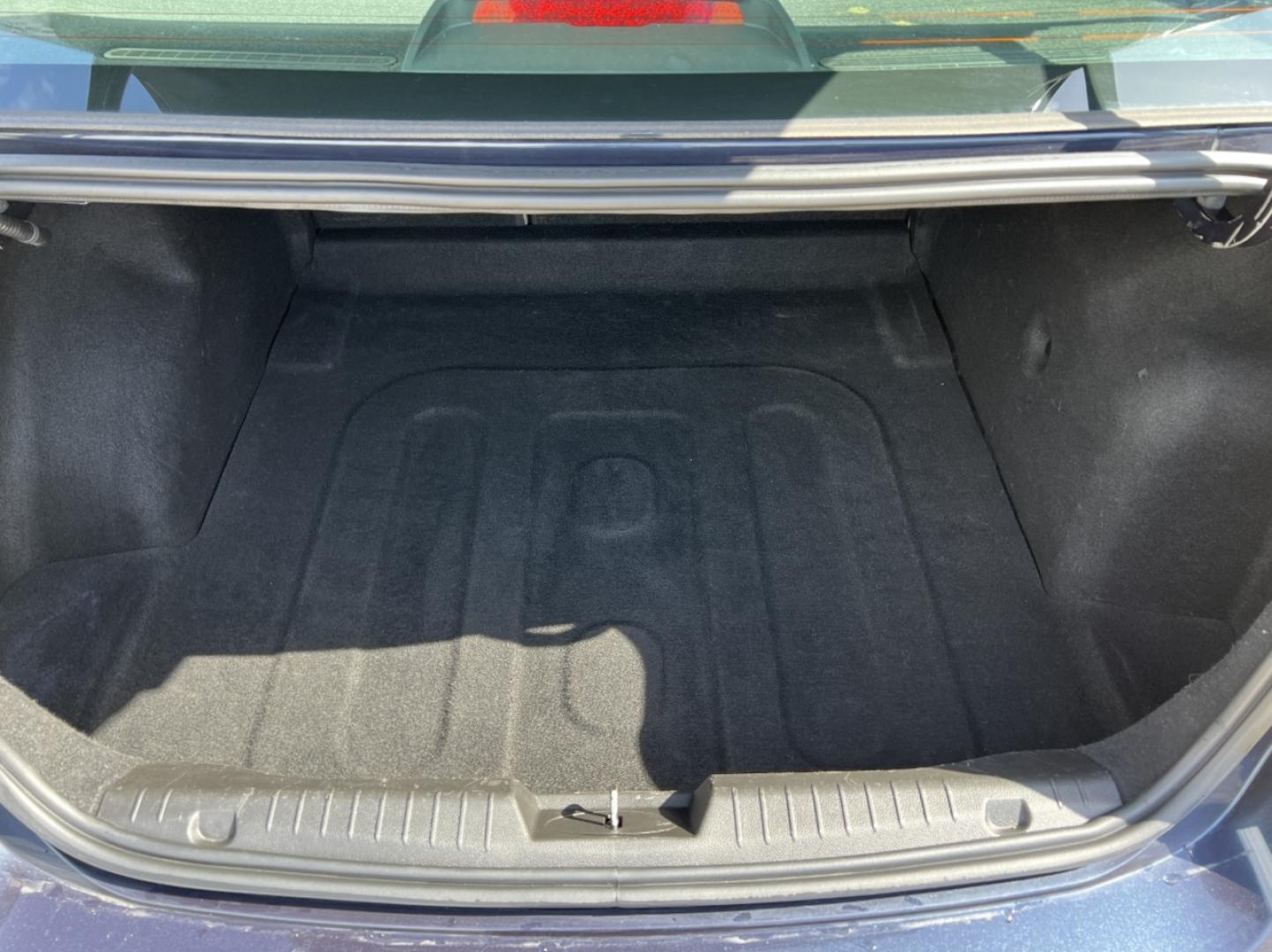 2015 BLUE /Gray Cloth CHEVROLET CRUZE LT (1G1PC5SB5F7) with an 1.4L 4 Cyl. engine, Automatic transmission, located at 506 S. Kingshighway, Cape Girardeau, MO, 63703, (573) 235-5000, 37.294991, -89.553635 - 2015 Chevrolet Cruze LT Only 77xxx miles Front Wheel Drive 1.4L 4 Cyl. Automatic Power Driver Seat Backup Camera Bluetooth Remote Start Cruise Power Windows/Locks/Mirrors We have financing available and we accept trades! Fill out a credit application on our website or come by today! If y - Photo#19