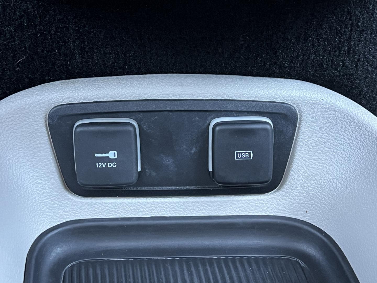 2020 GRAY /Black Leather CHRYSLER VOYAGER LXI (2C4RC1DG2LR) with an 3.6L V6 engine, Automatic transmission, located at 2990 Old Orchard Rd., Jackson, MO, 63755, 37.354214, -89.612106 - 2020 Chrysler Voyager LXI 110xxx miles Front Wheel Drive 3.6L V6 Automatic Leather 3rd Row Stow 'N Go Backup Camera Power Driver Seat Bluetooth Remote Start Cruise Power Windows/Locks/Mirrors We have financing available and we accept trades! Fill out a credit application on our website - Photo#30
