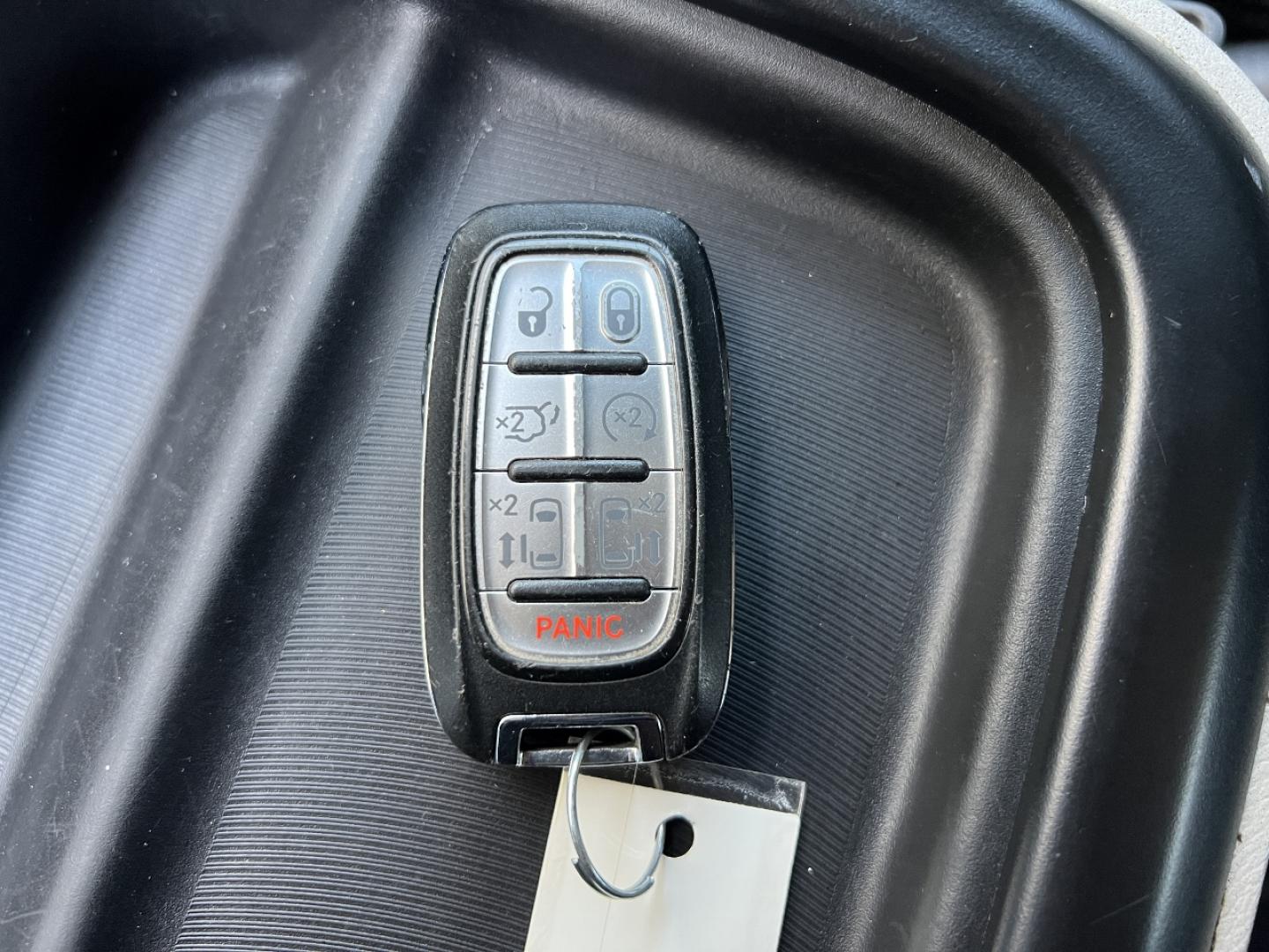 2020 GRAY /Black Leather CHRYSLER VOYAGER LXI (2C4RC1DG2LR) with an 3.6L V6 engine, Automatic transmission, located at 2990 Old Orchard Rd., Jackson, MO, 63755, 37.354214, -89.612106 - 2020 Chrysler Voyager LXI 110xxx miles Front Wheel Drive 3.6L V6 Automatic Leather 3rd Row Stow 'N Go Backup Camera Power Driver Seat Bluetooth Remote Start Cruise Power Windows/Locks/Mirrors We have financing available and we accept trades! Fill out a credit application on our website - Photo#5