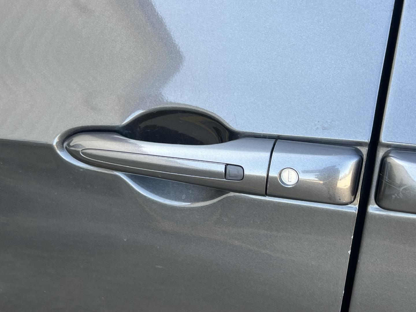 2020 GRAY /Black Leather CHRYSLER VOYAGER LXI (2C4RC1DG2LR) with an 3.6L V6 engine, Automatic transmission, located at 2990 Old Orchard Rd., Jackson, MO, 63755, 37.354214, -89.612106 - 2020 Chrysler Voyager LXI 110xxx miles Front Wheel Drive 3.6L V6 Automatic Leather 3rd Row Stow 'N Go Backup Camera Power Driver Seat Bluetooth Remote Start Cruise Power Windows/Locks/Mirrors We have financing available and we accept trades! Fill out a credit application on our website - Photo#37