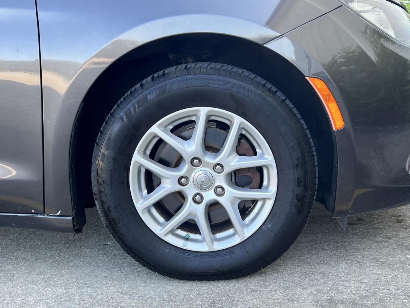 2020 GRAY /Black Leather CHRYSLER VOYAGER LXI (2C4RC1DG2LR) with an 3.6L V6 engine, Automatic transmission, located at 2990 Old Orchard Rd., Jackson, MO, 63755, 37.354214, -89.612106 - 2020 Chrysler Voyager LXI 110xxx miles Front Wheel Drive 3.6L V6 Automatic Leather 3rd Row Stow 'N Go Backup Camera Power Driver Seat Bluetooth Remote Start Cruise Power Windows/Locks/Mirrors We have financing available and we accept trades! Fill out a credit application on our website - Photo#44
