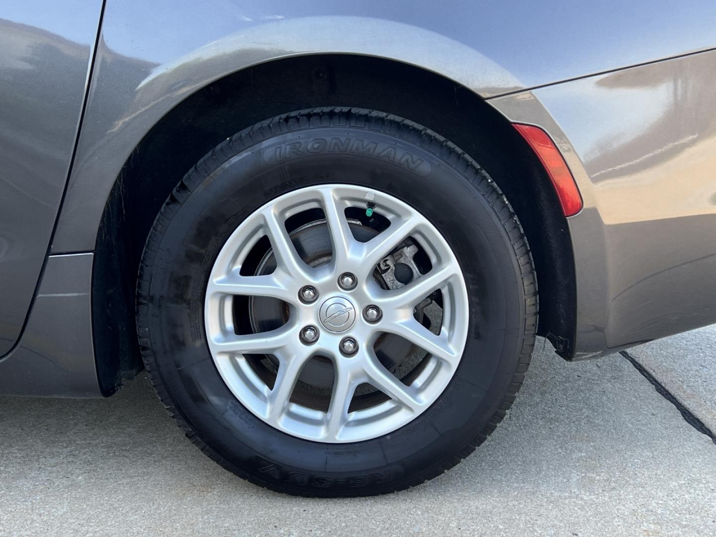 2020 GRAY /Black Leather CHRYSLER VOYAGER LXI (2C4RC1DG2LR) with an 3.6L V6 engine, Automatic transmission, located at 2990 Old Orchard Rd., Jackson, MO, 63755, 37.354214, -89.612106 - 2020 Chrysler Voyager LXI 110xxx miles Front Wheel Drive 3.6L V6 Automatic Leather 3rd Row Stow 'N Go Backup Camera Power Driver Seat Bluetooth Remote Start Cruise Power Windows/Locks/Mirrors We have financing available and we accept trades! Fill out a credit application on our website - Photo#42