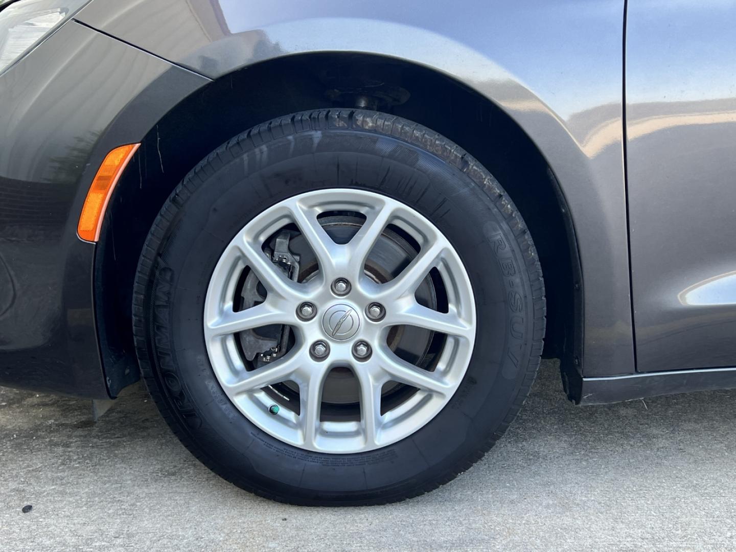 2020 GRAY /Black Leather CHRYSLER VOYAGER LXI (2C4RC1DG2LR) with an 3.6L V6 engine, Automatic transmission, located at 2990 Old Orchard Rd., Jackson, MO, 63755, 37.354214, -89.612106 - 2020 Chrysler Voyager LXI 110xxx miles Front Wheel Drive 3.6L V6 Automatic Leather 3rd Row Stow 'N Go Backup Camera Power Driver Seat Bluetooth Remote Start Cruise Power Windows/Locks/Mirrors We have financing available and we accept trades! Fill out a credit application on our website - Photo#40
